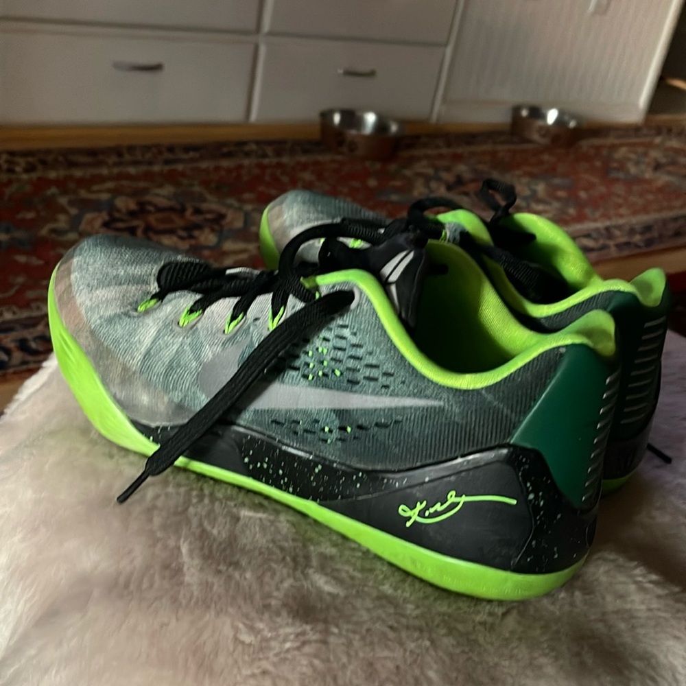 Nike Kobe 9 Premium Green size 10